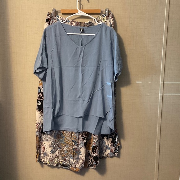 SHEIN Charcoal V-Neck Blouse - Picture 8 of 12